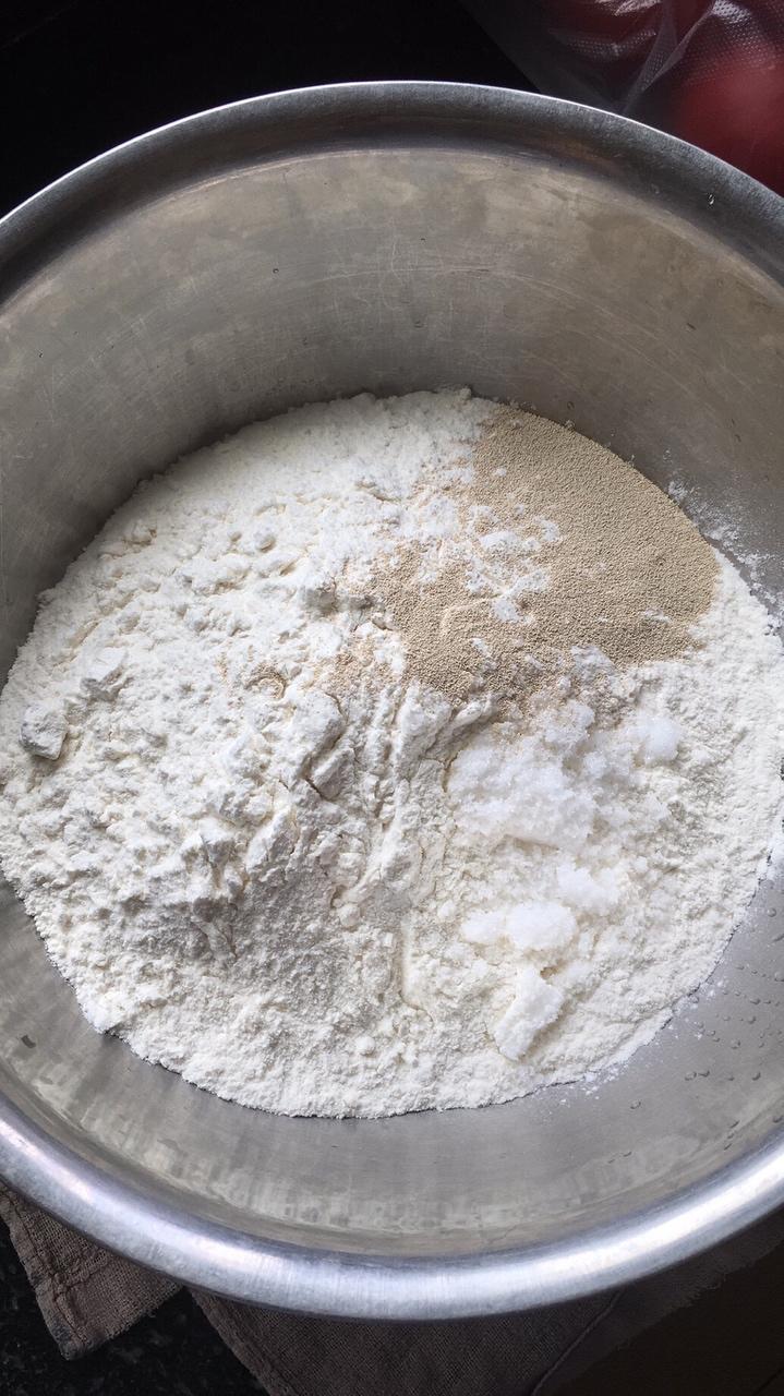 纯奶手撕吐司的做法 步骤1