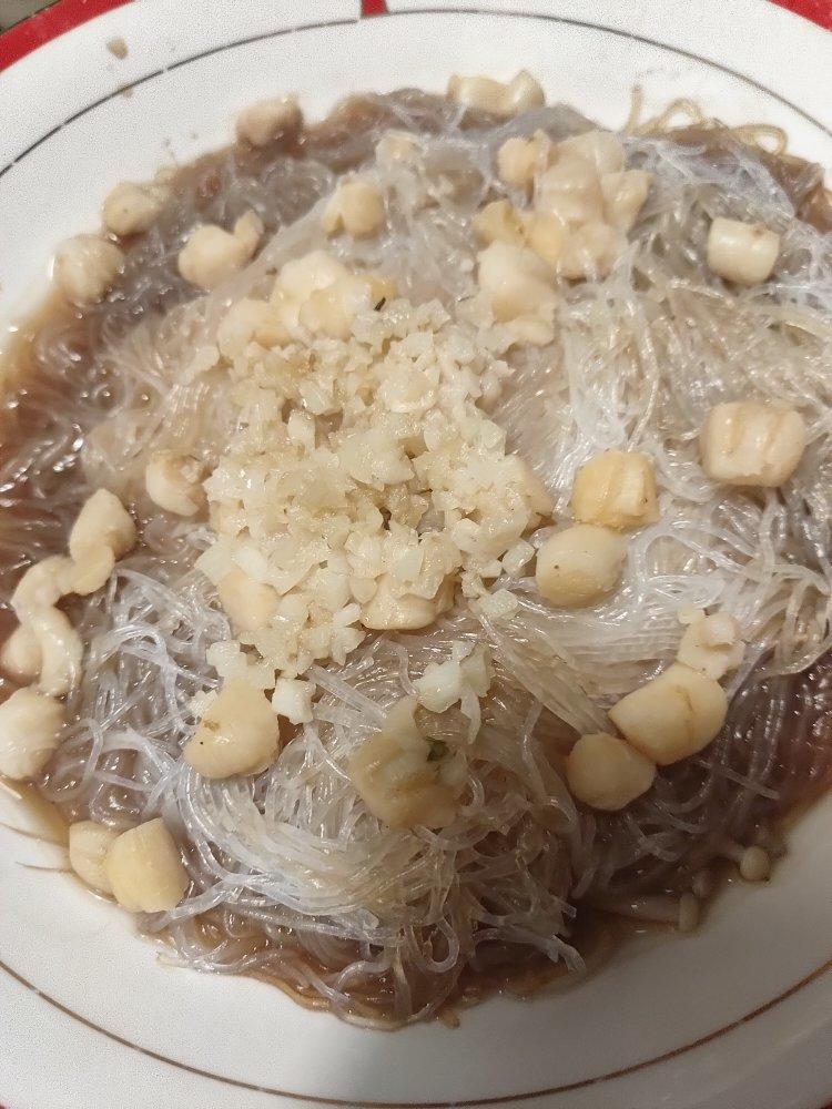 香葱扇贝粉丝煲
