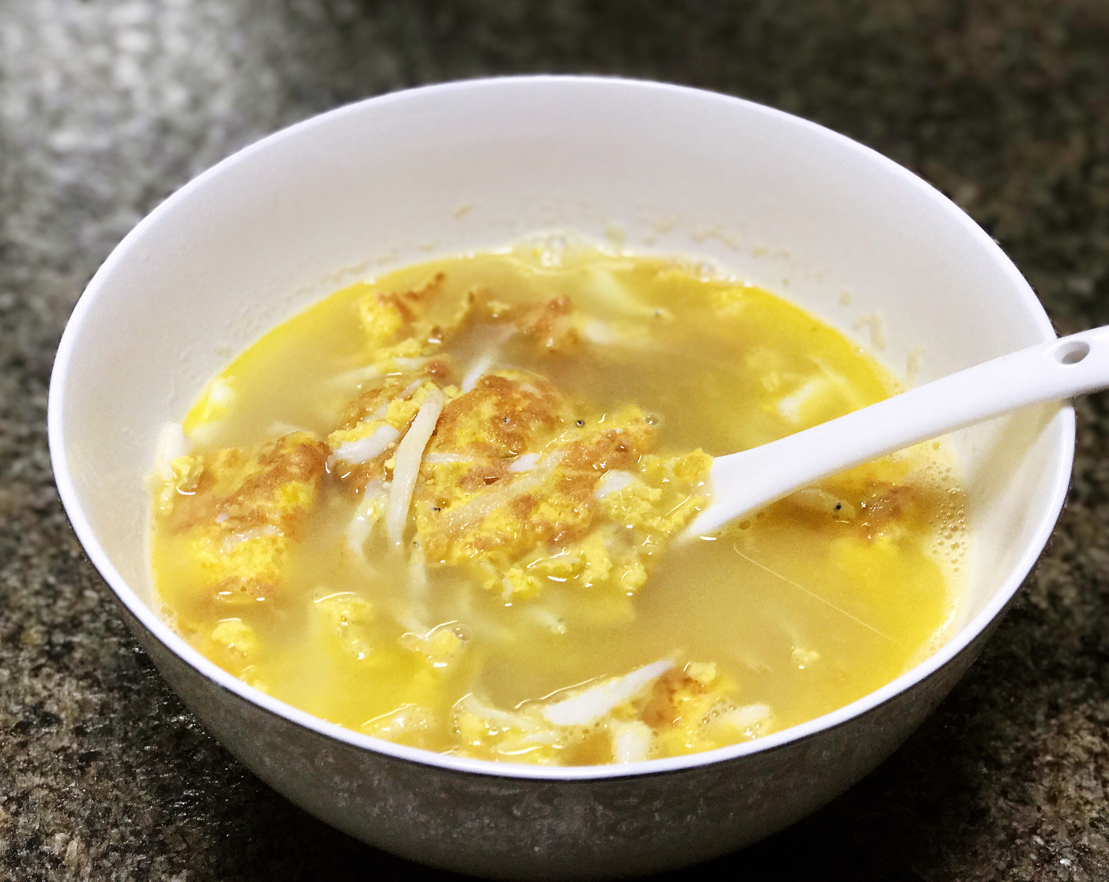银鱼姜蛋汤的做法