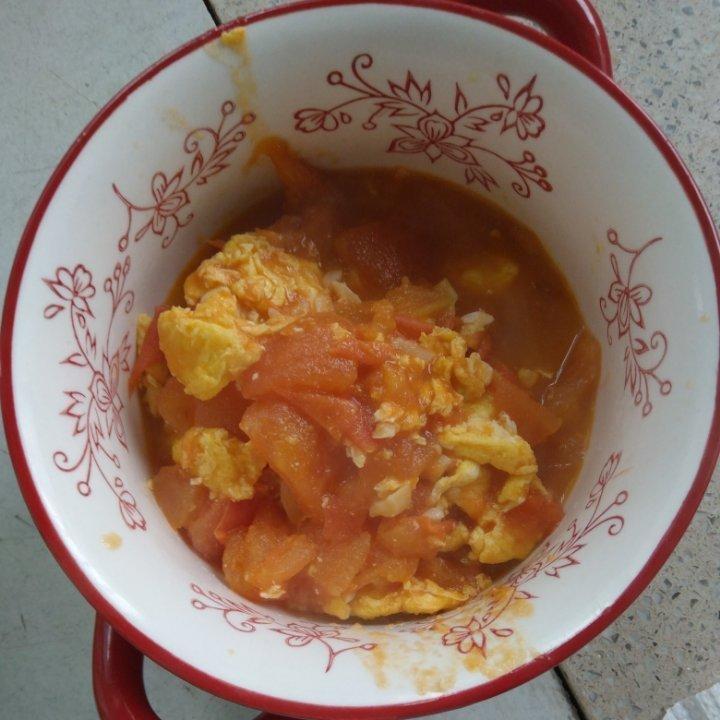 番茄炒鸡蛋（超浓的番茄味）