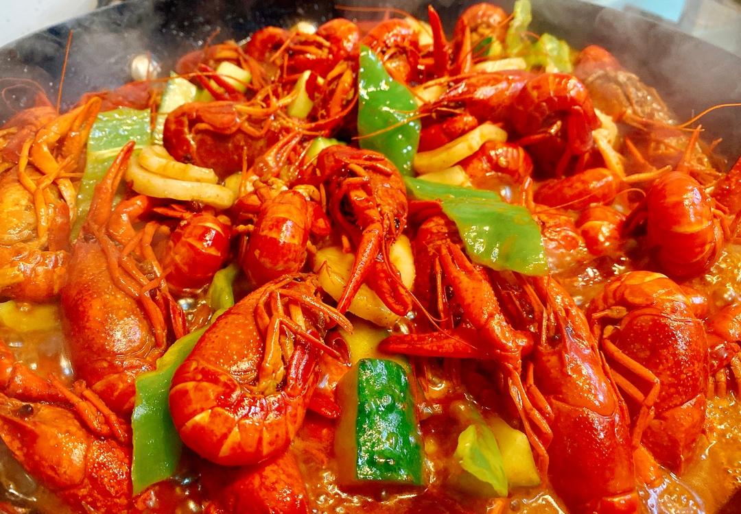十三香小龙虾🦞（用脚也会！）的做法
