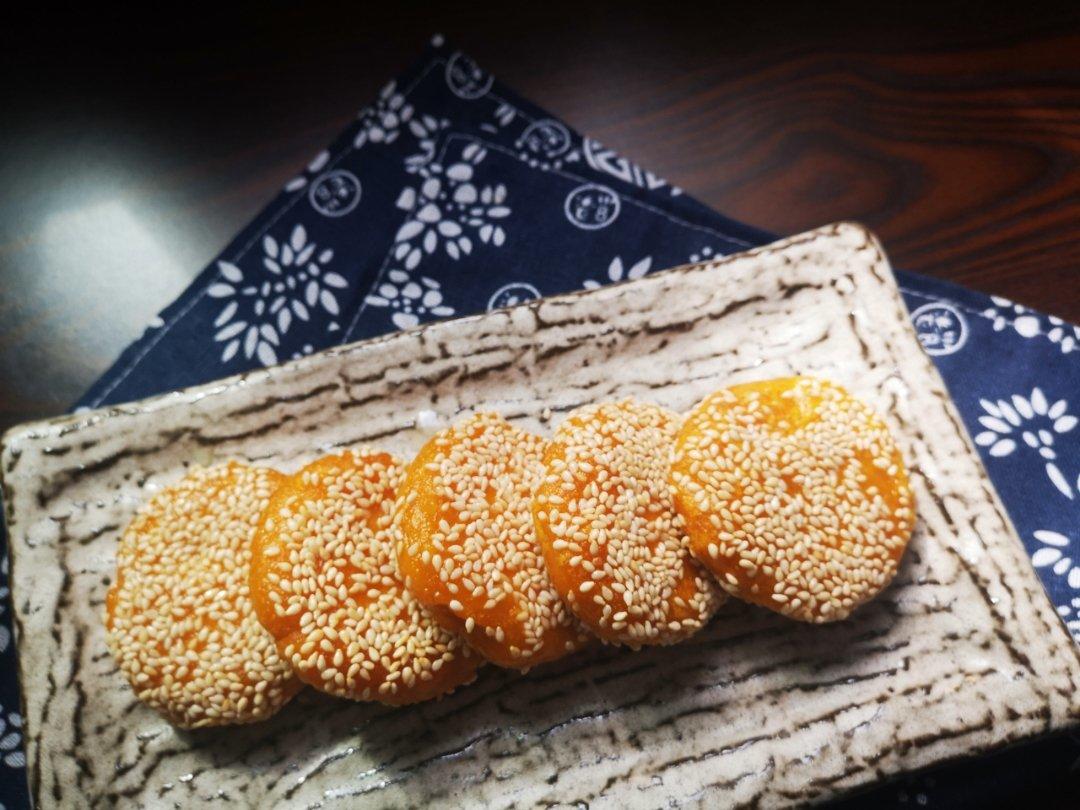 一口爆浆的南瓜饼