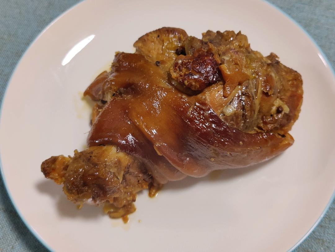 【红烧肘子】（家庭版卤蹄膀）