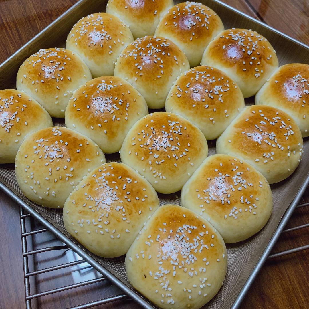 南瓜lau做的淡奶油软面包