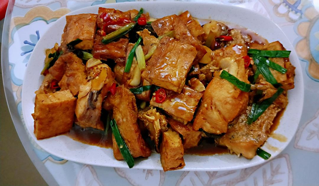 红烧豆腐鱼块的做法