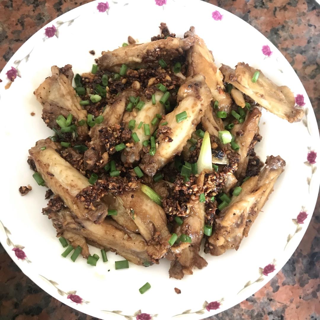 蒜香鸡翅