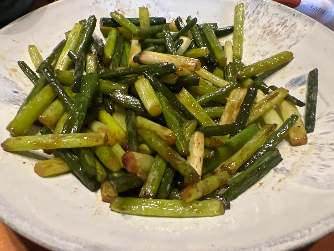 做法简单又下饭的炒蒜苔❗️