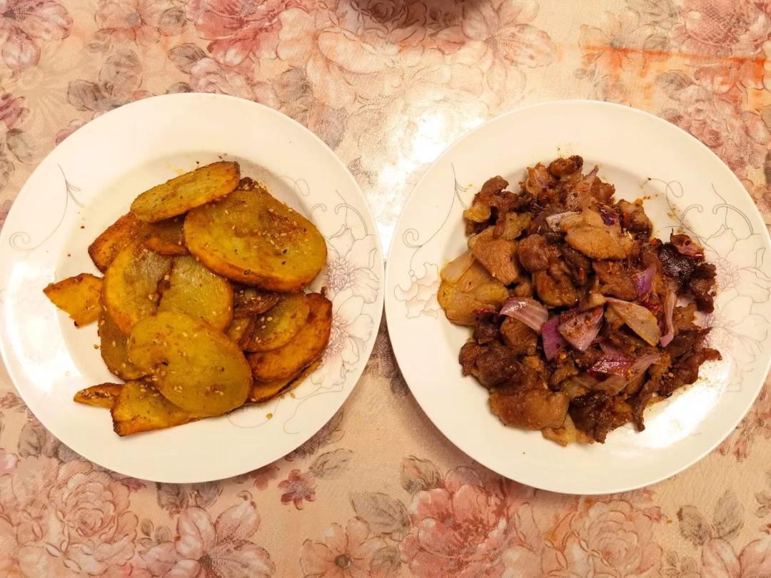 一定要做一次的孜然土豆片