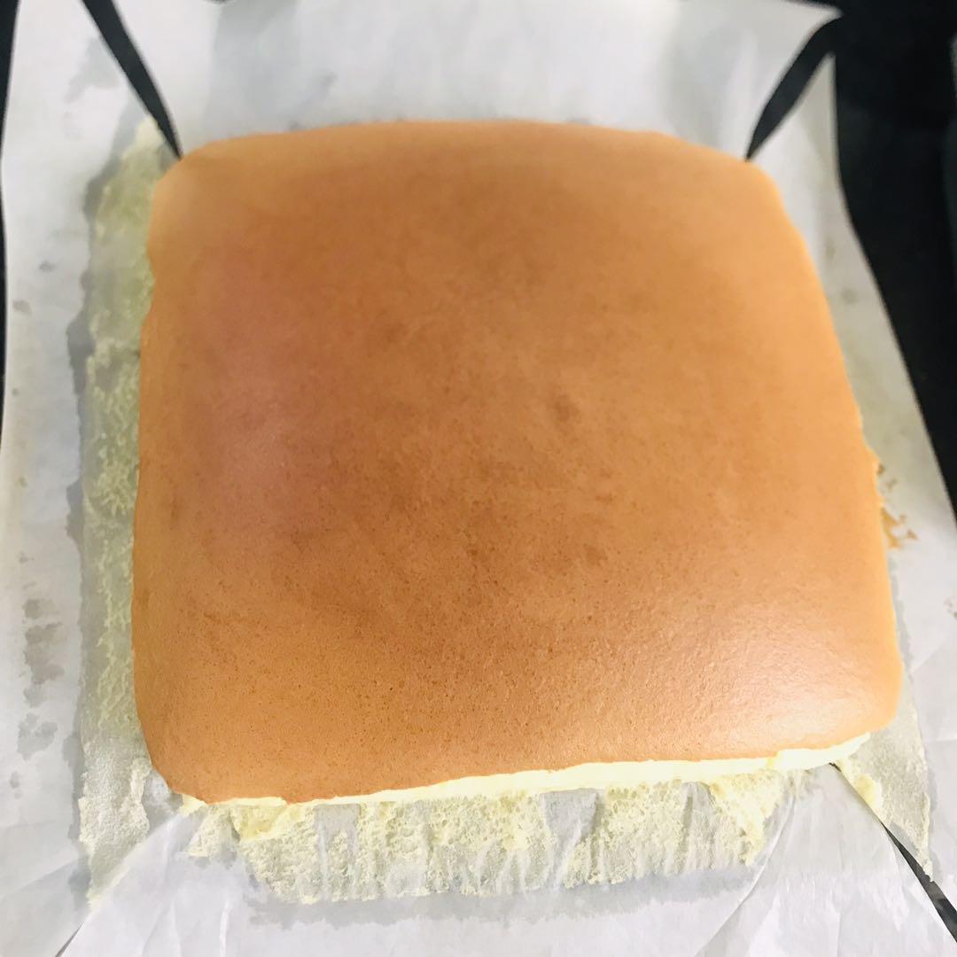 不开裂秘方！轻乳酪芝士蛋糕8寸，易成功配方！详细步骤！