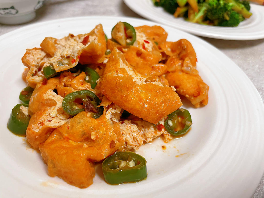 青椒油豆腐——这样做比肉还好吃的油豆腐
