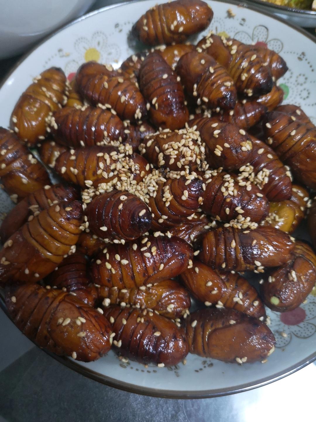 干炒蚕蛹、蝉蛹、茧蛹