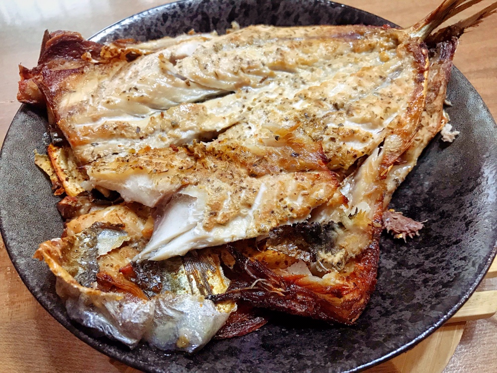 早餐快手菜 — 开片盐烤青占鱼的做法
