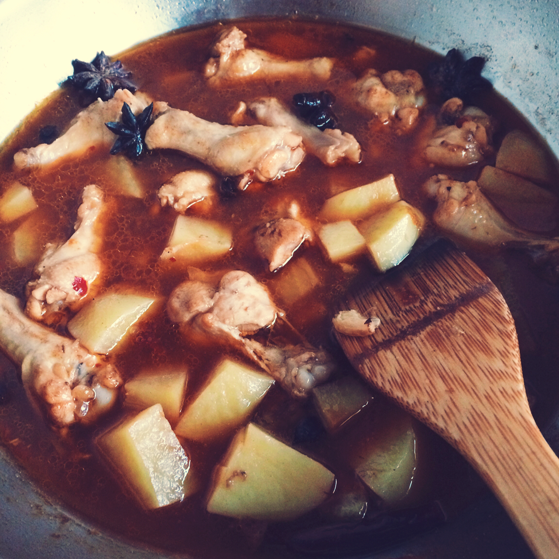 红烧土豆炖鸡腿