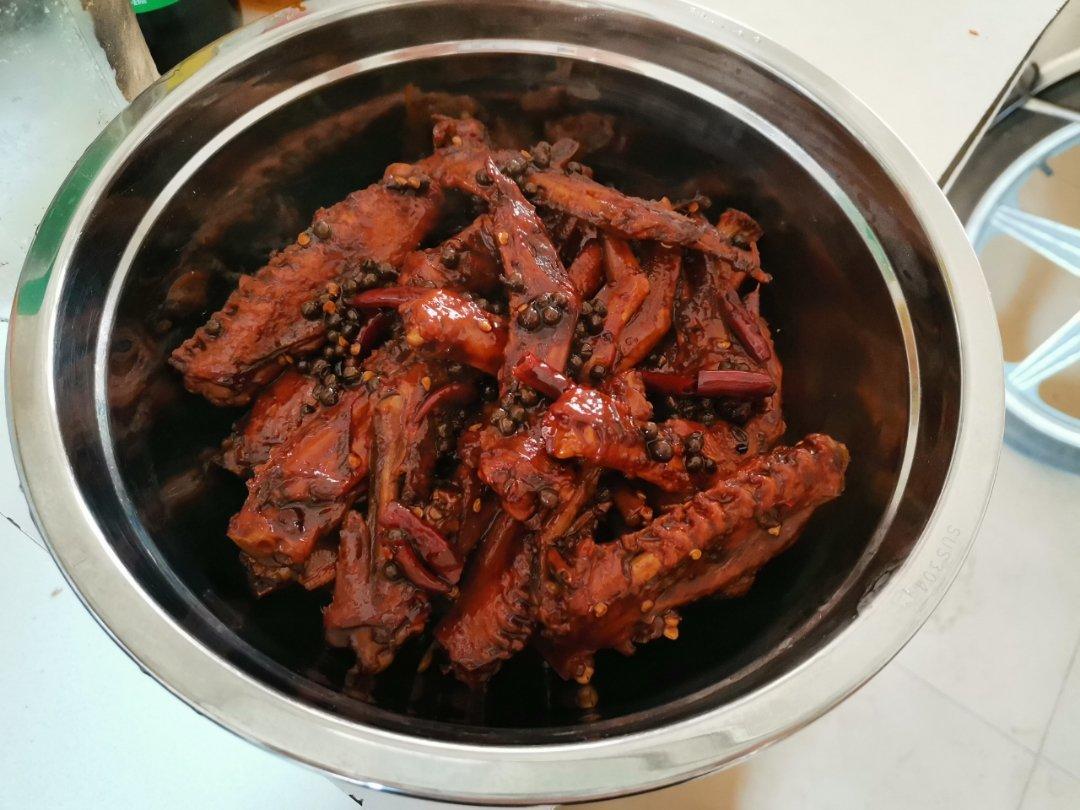 周黑鸭味～～～鸭翅 鸭爪