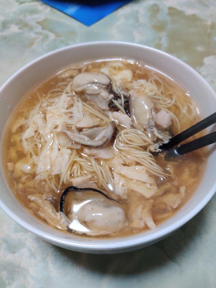 蓬莱仙女做蓬莱小面