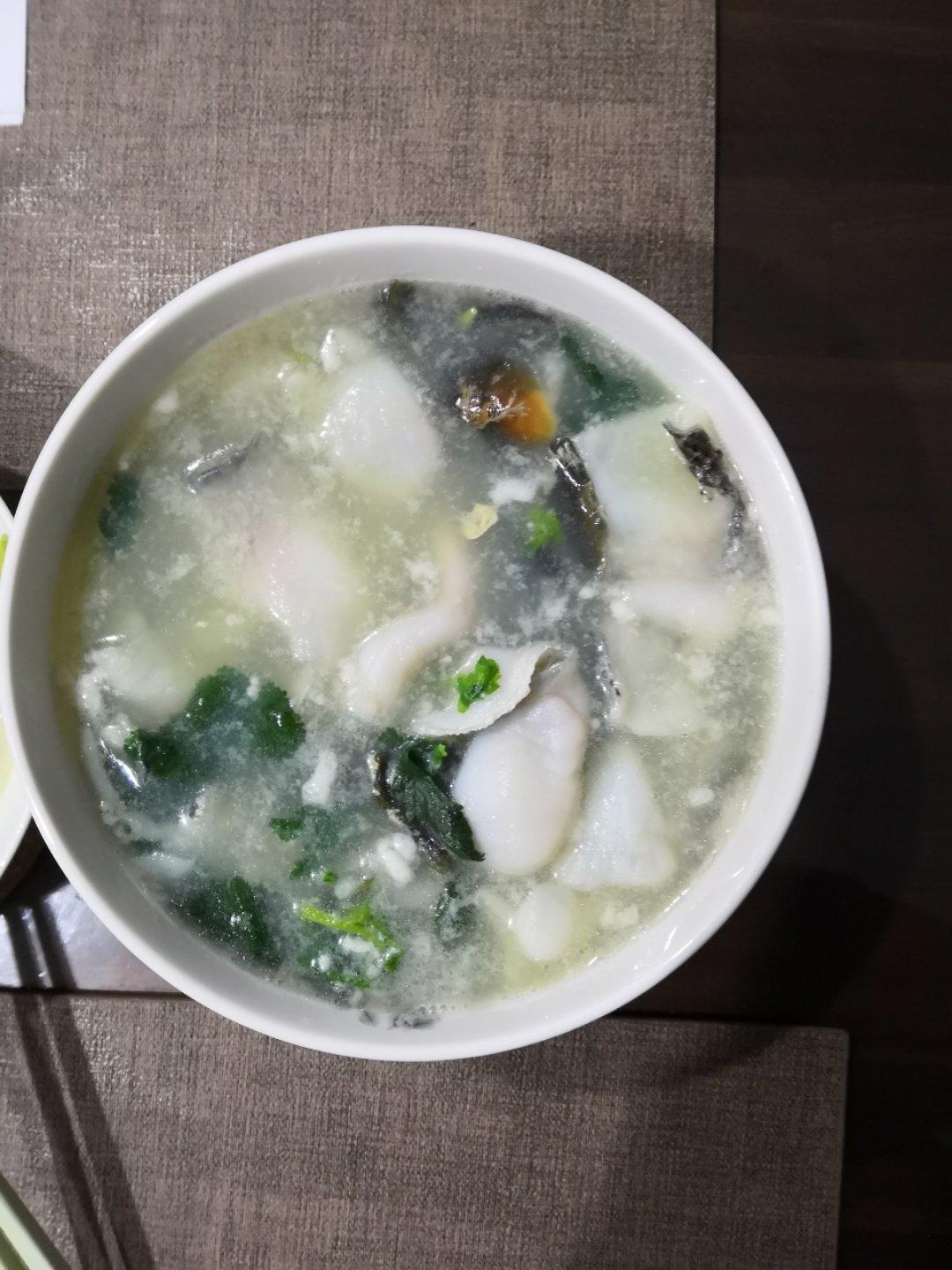 bettyy19做的香菜皮蛋鱼片汤