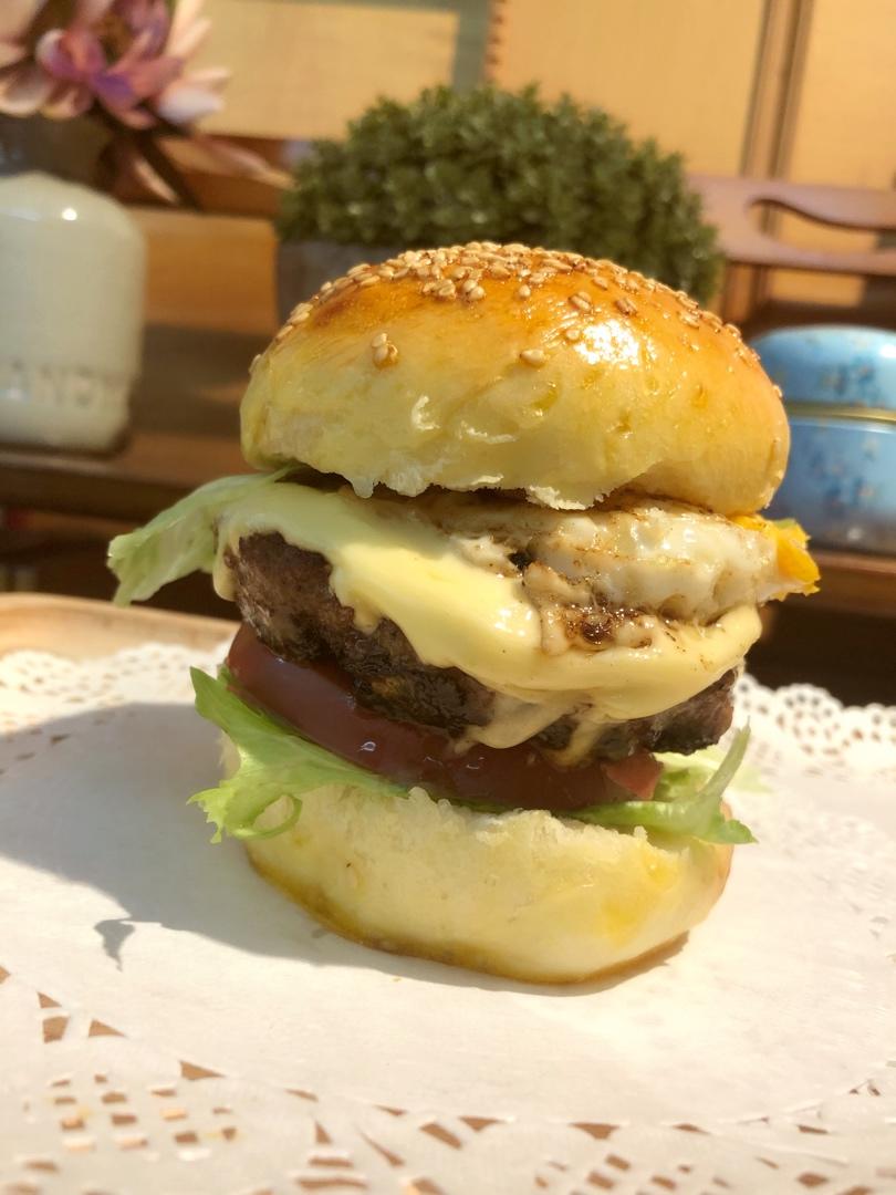 小美版自制汉堡（附牛肉饼制作）