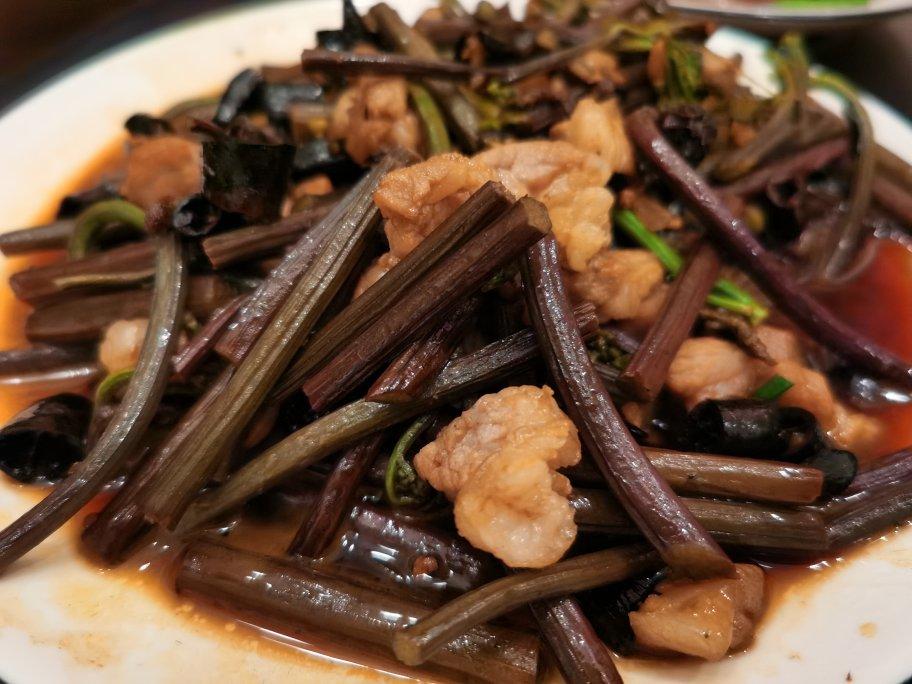 小炒蕨菜