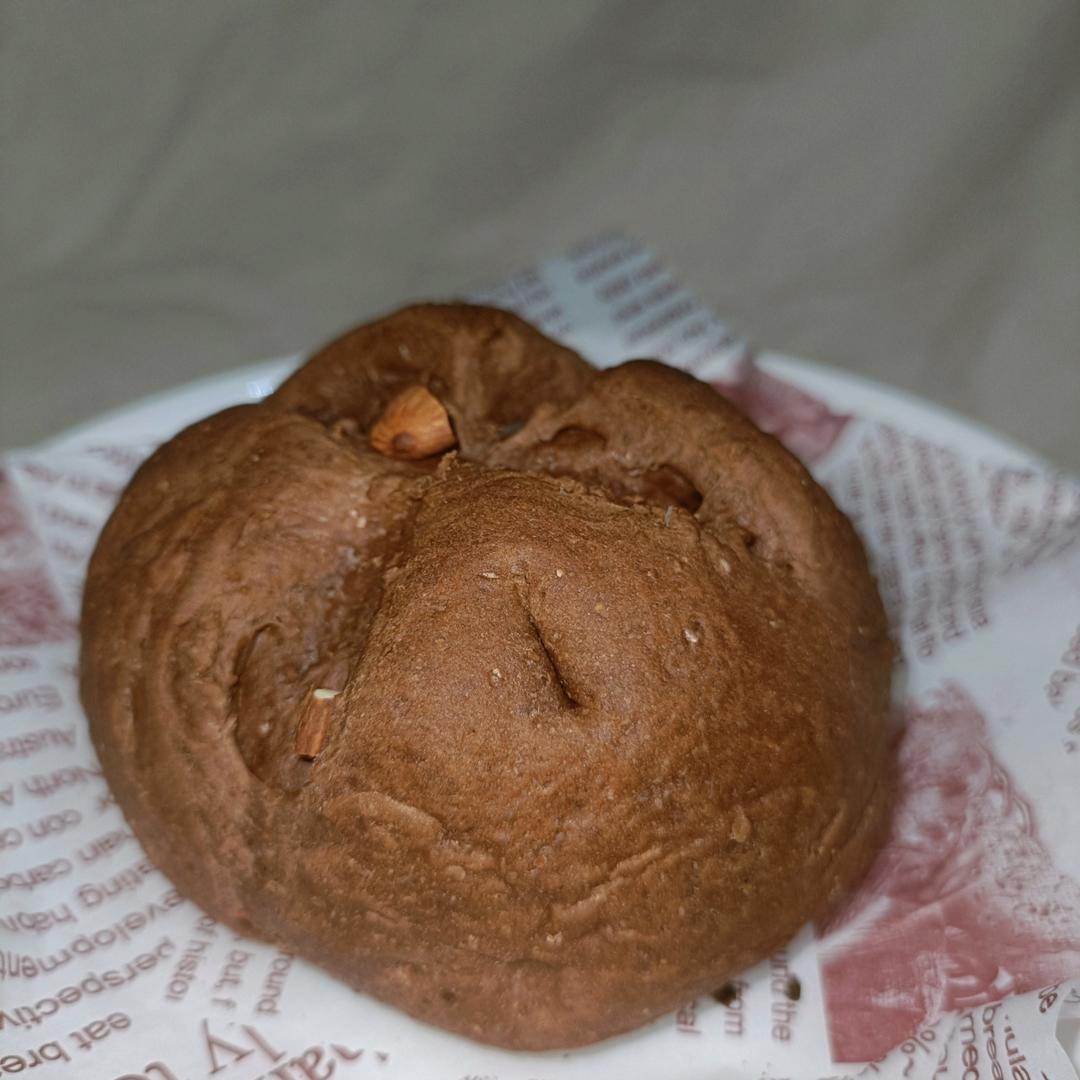 麻薯核桃夹心软欧包