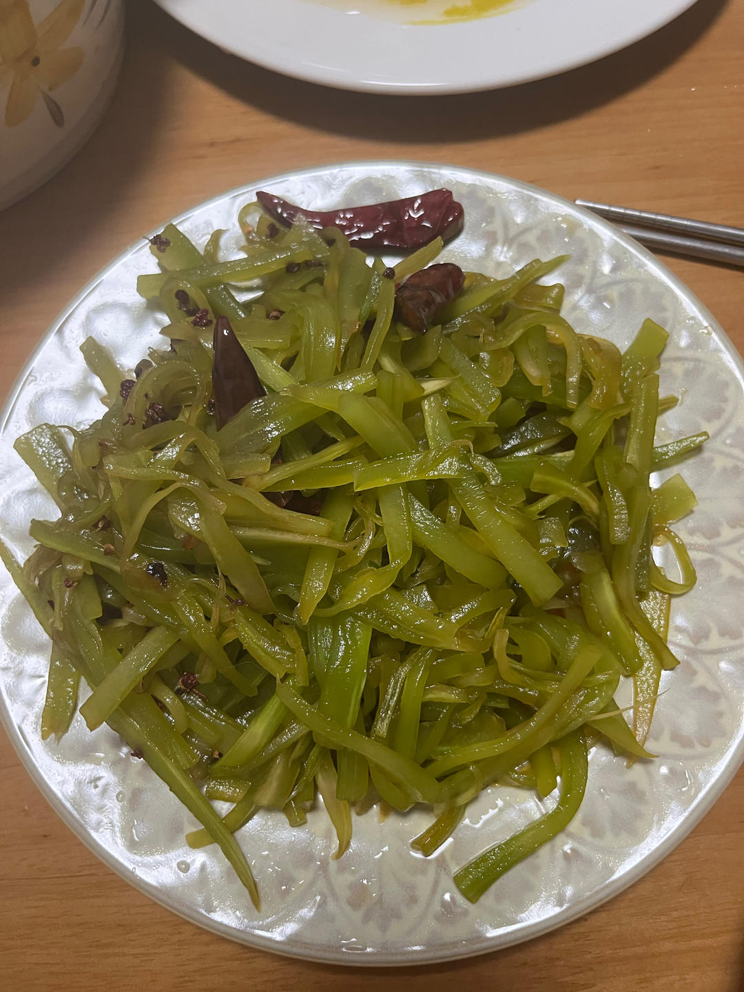 凉拌爽口莴笋丝