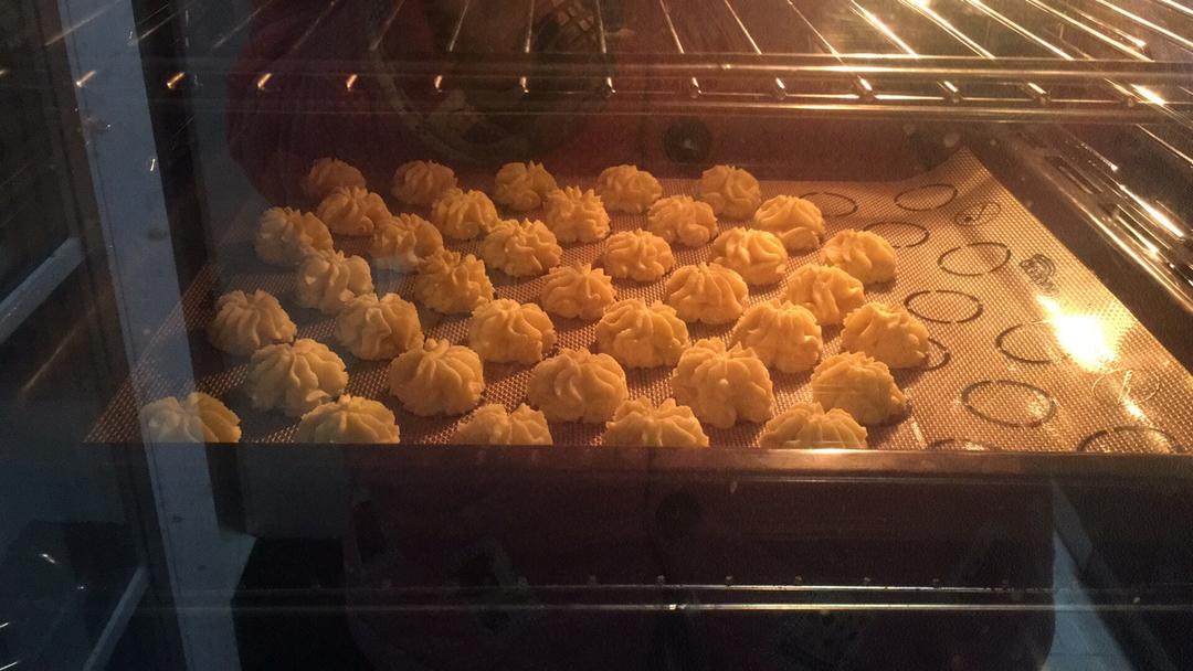 一抿即化酥到掉渣的珍妮曲奇云顶小花/烘焙视频饼干篇1