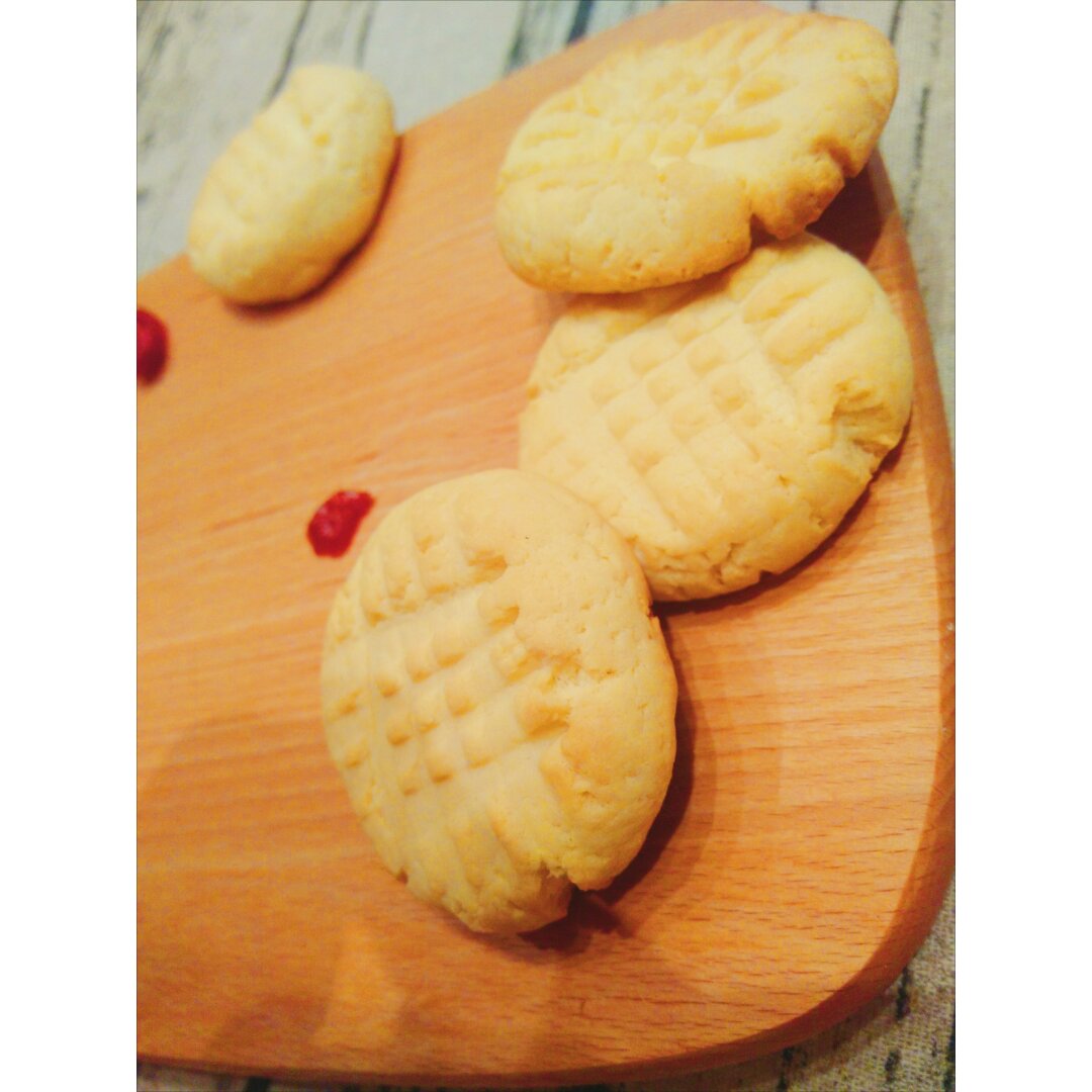 牛奶饼干