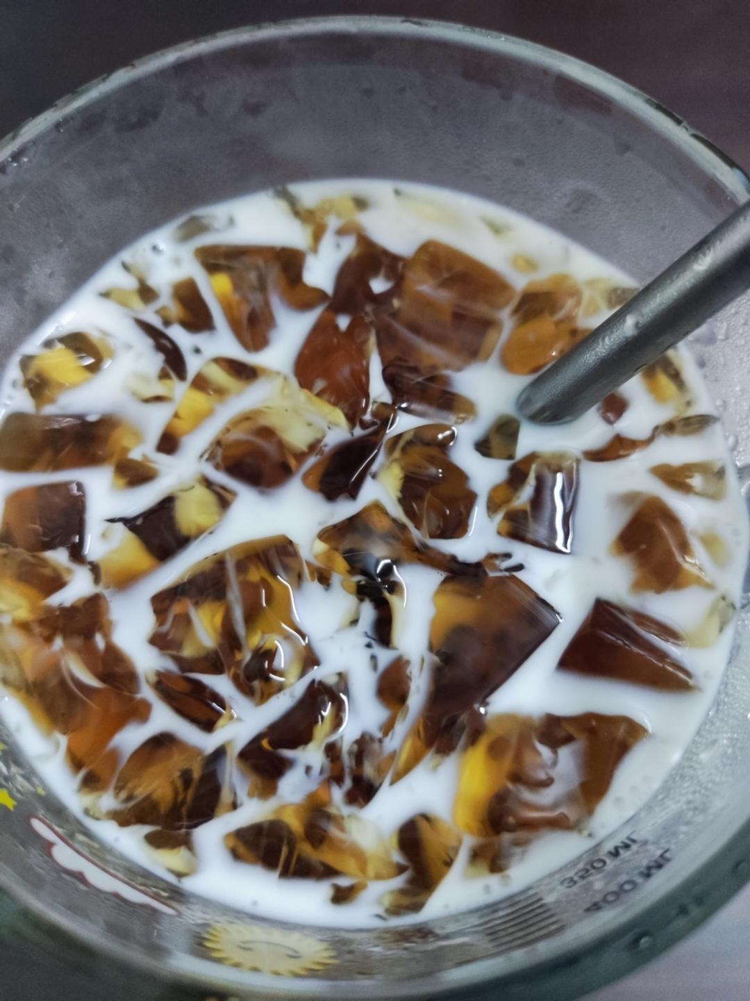 网红海底椰无花果雪梨膏