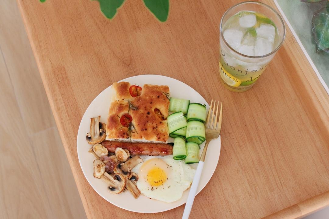 MIAO的独食记