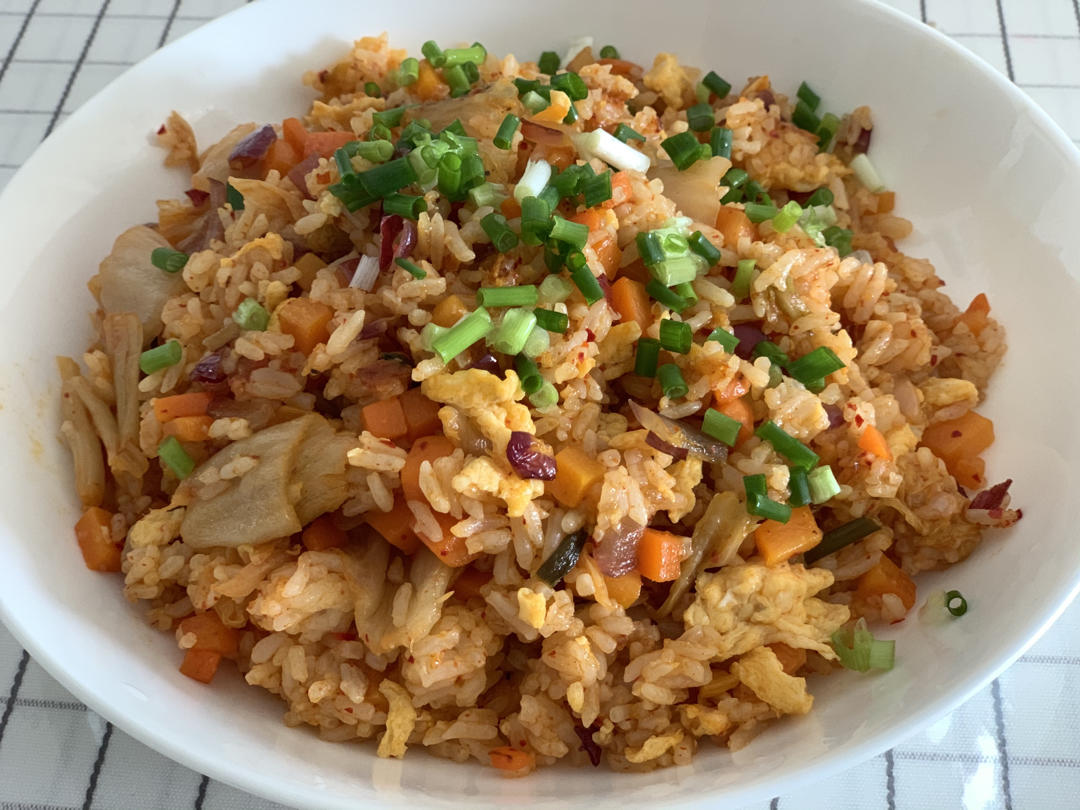超快手泡菜炒饭