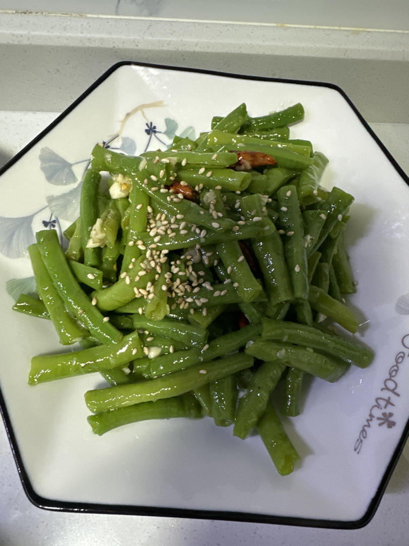 夏日爽口小拌菜～超级好吃的炝豇豆