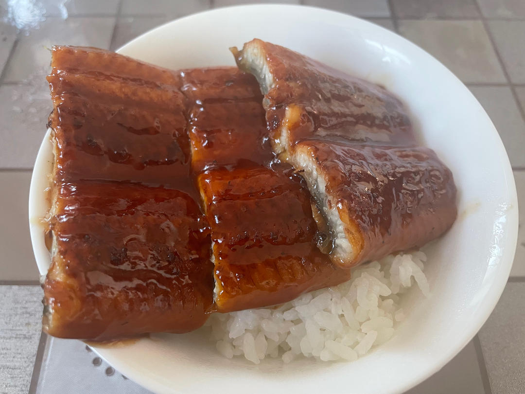 鳗鱼饭