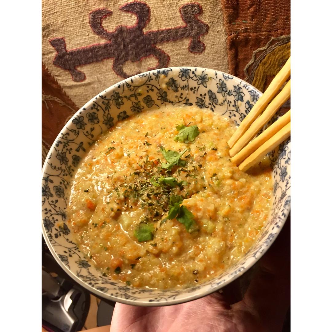 Vegan Detox Broccoli cheese soup