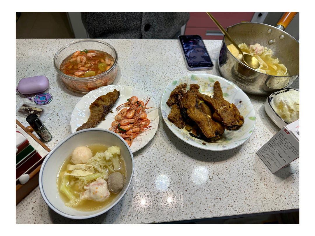郁S