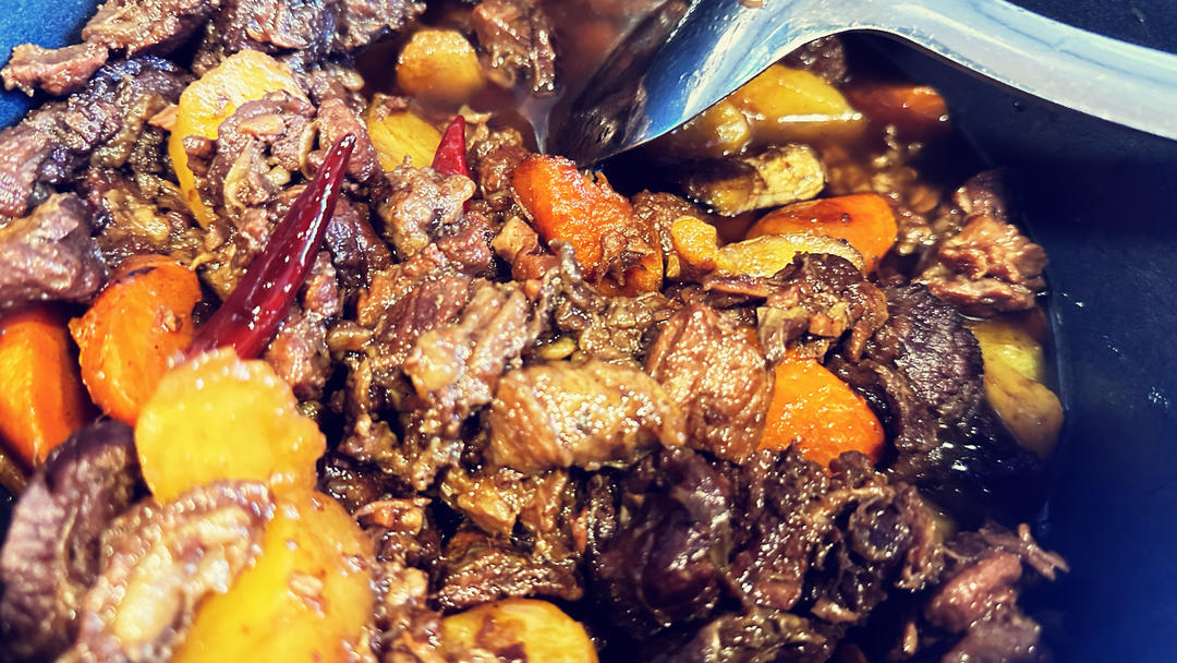 沙沙土豆胡萝卜炖牛肉