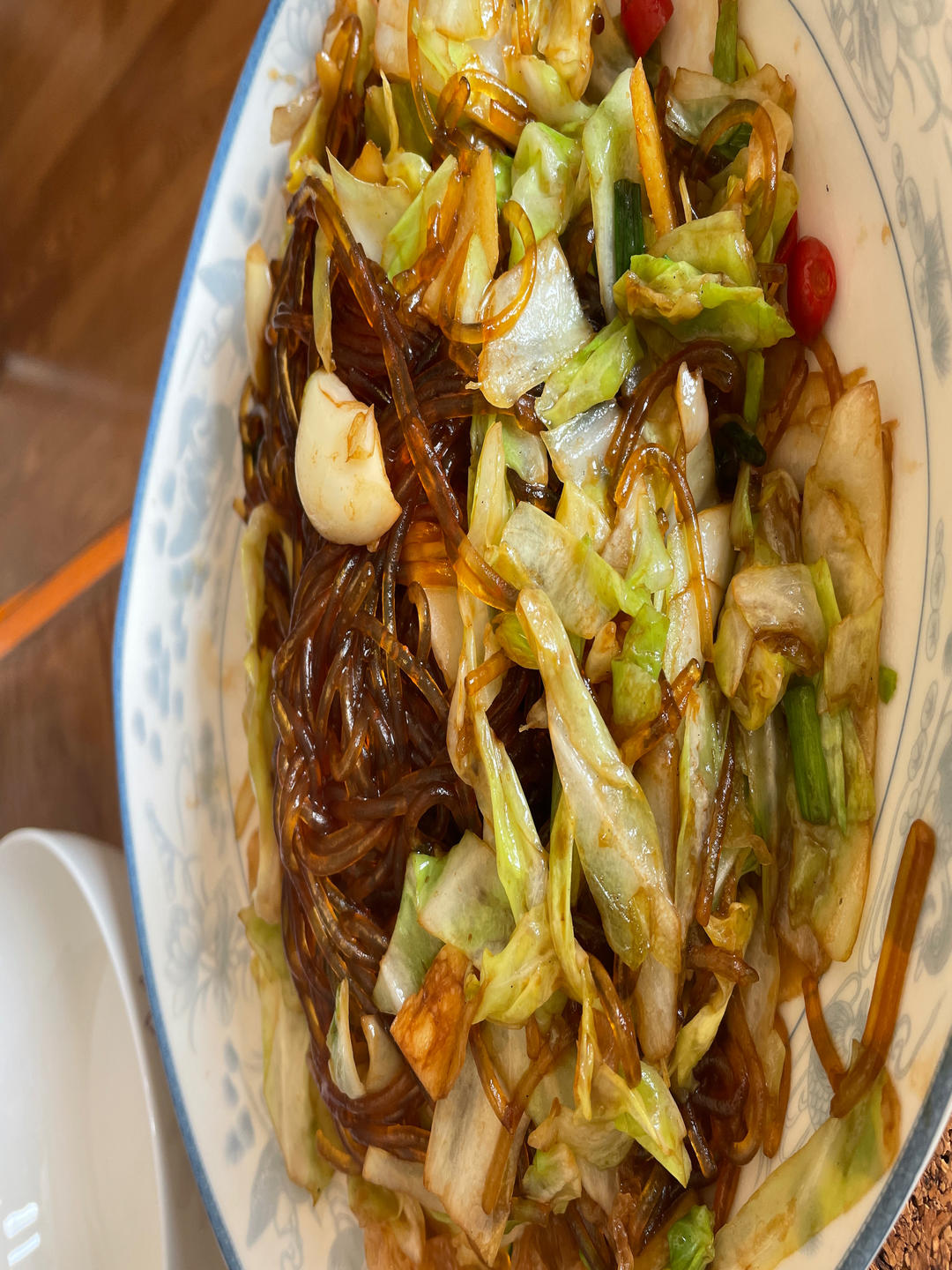 包菜炒粉丝