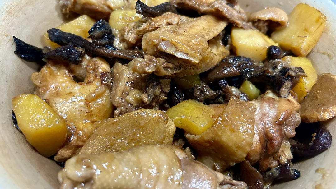 小鸡炖蘑菇
