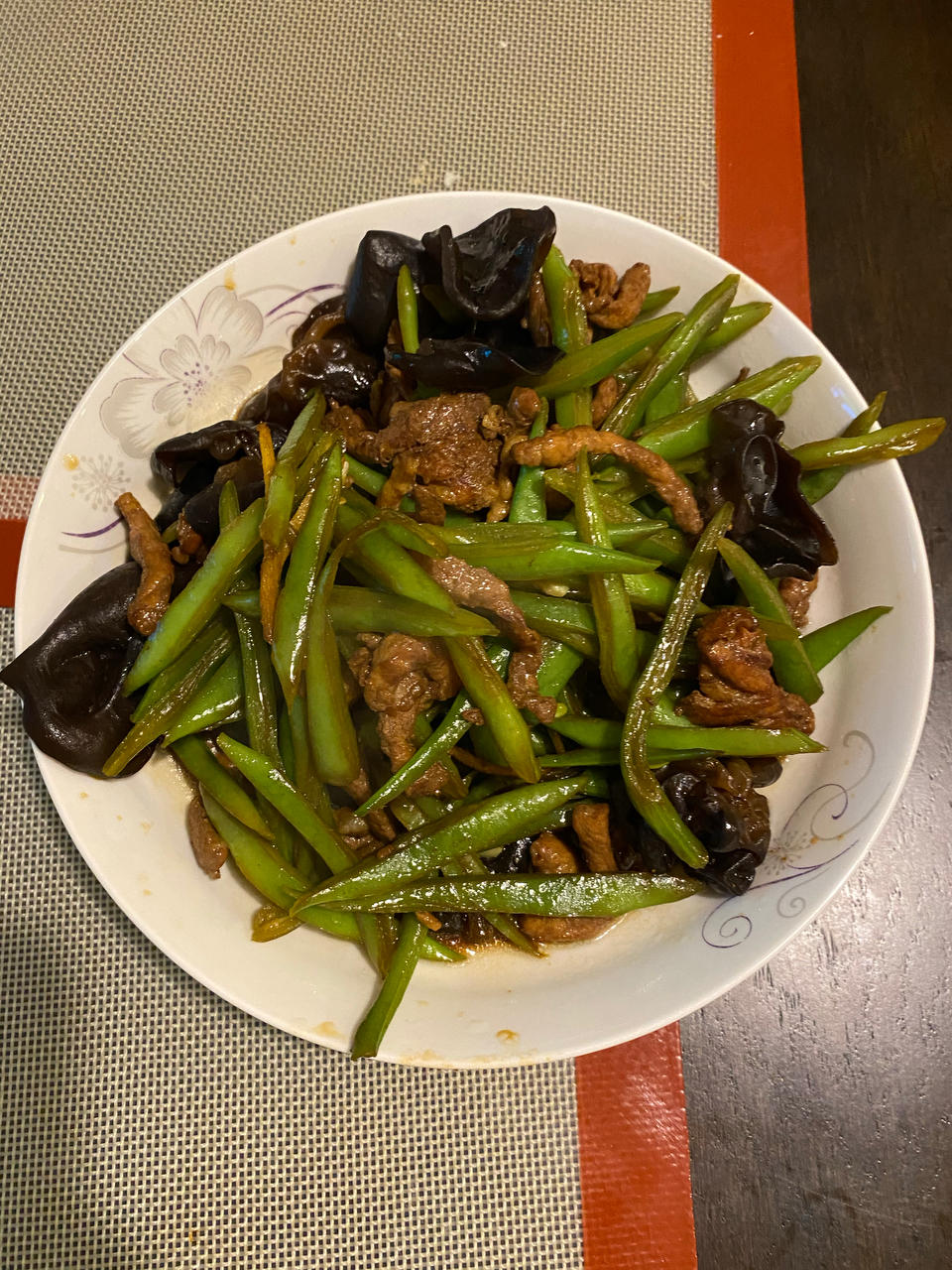 扁豆角炒肉