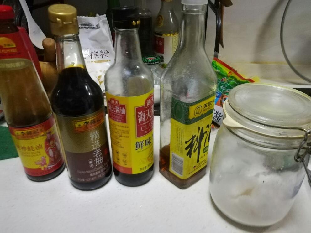 香菇鸡肉包子的做法 步骤4