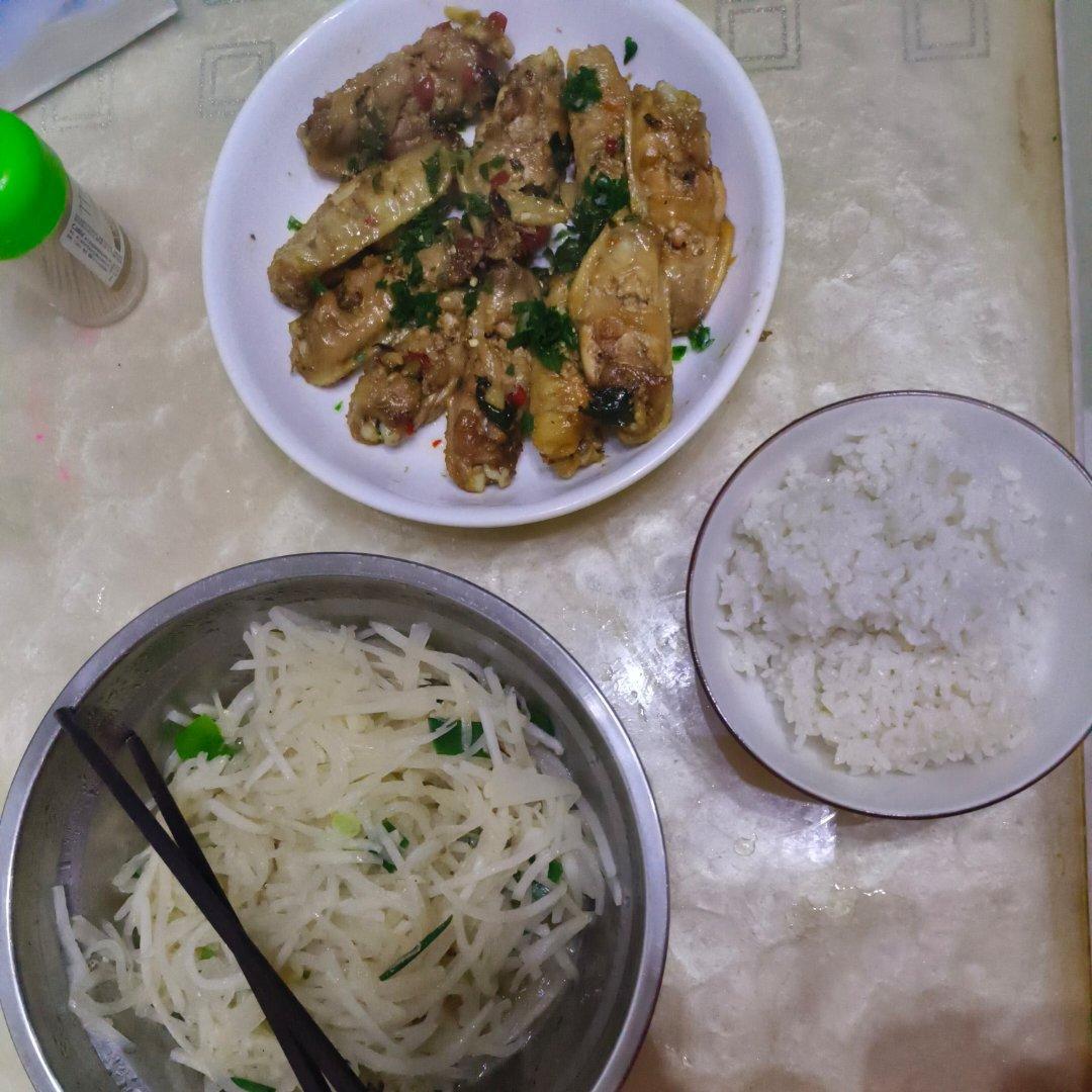 妈妈家的味道，吃了停不下来的红烧鸡翅