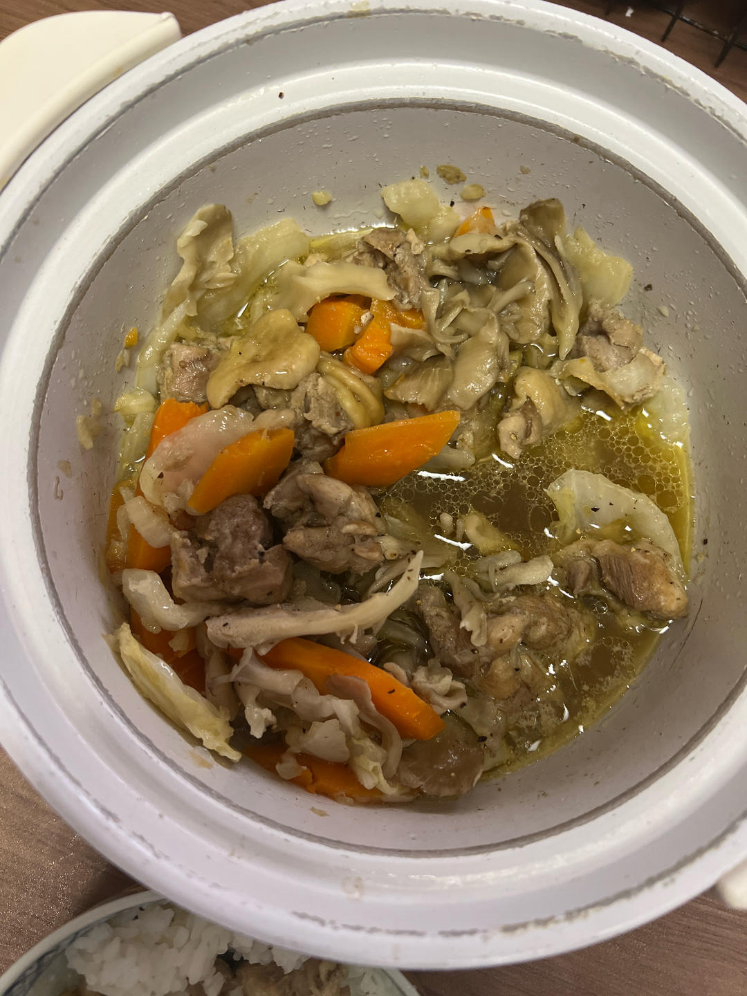 无水蔬菜鸡肉煲