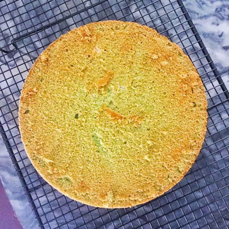 菠菜戚风蛋糕