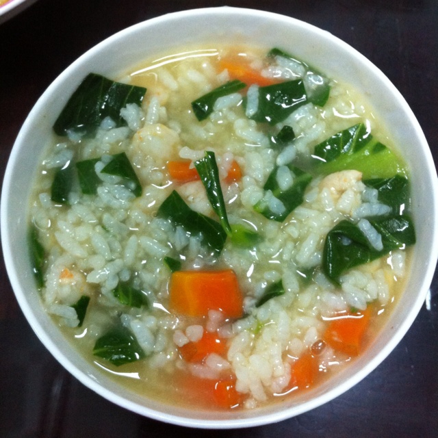 biliwu做的鲜虾蔬菜粥