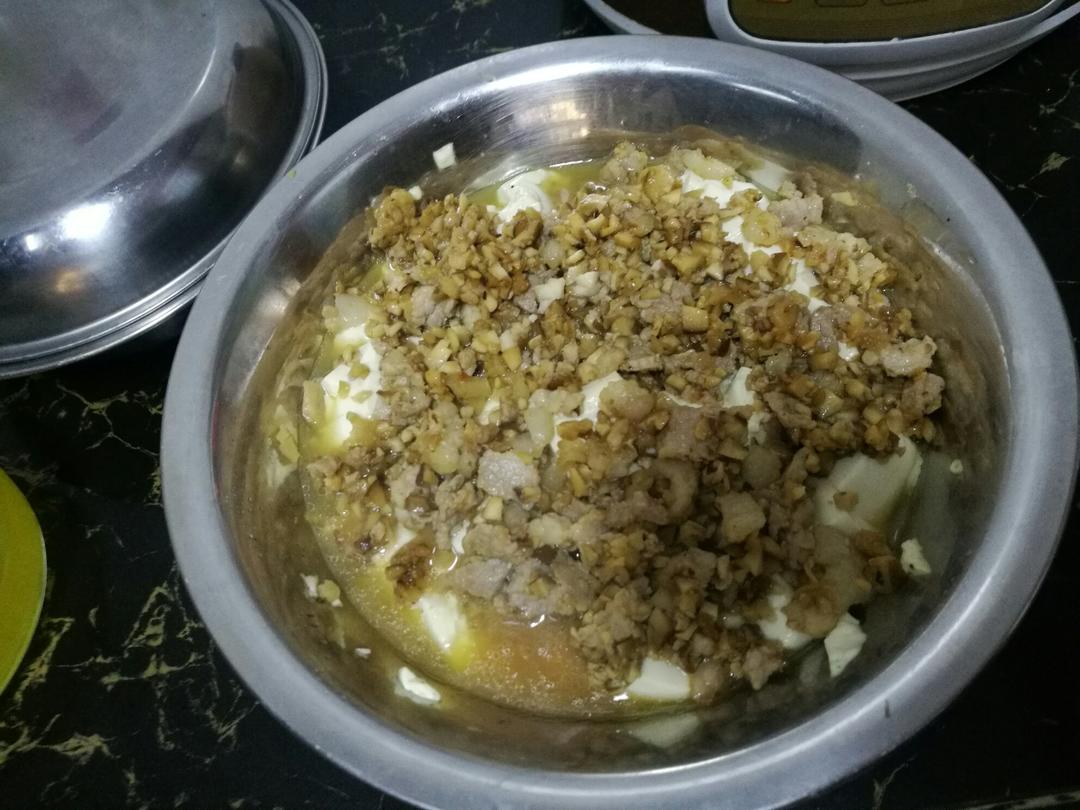 榨菜肉末蒸豆腐
