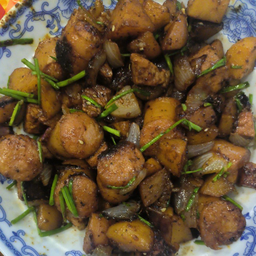 烧烤风味的土豆小香肠