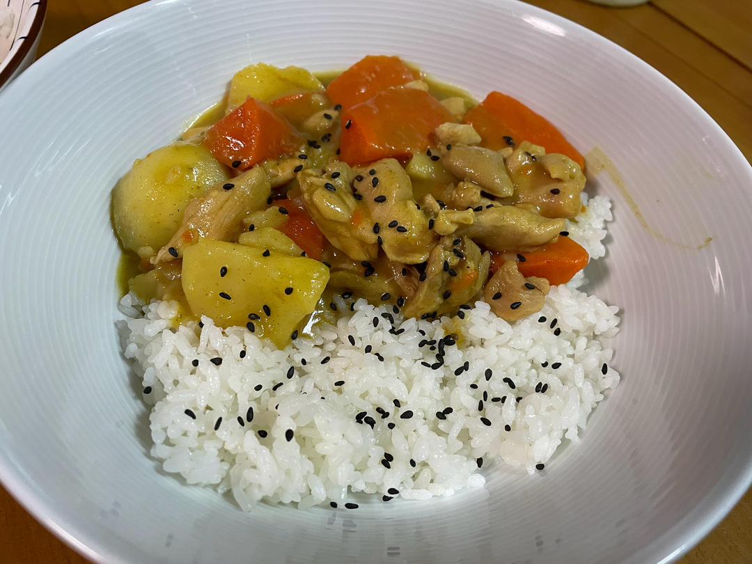 零失败日式咖喱鸡肉饭！！最正宗日本家庭做法！简单又好吃！