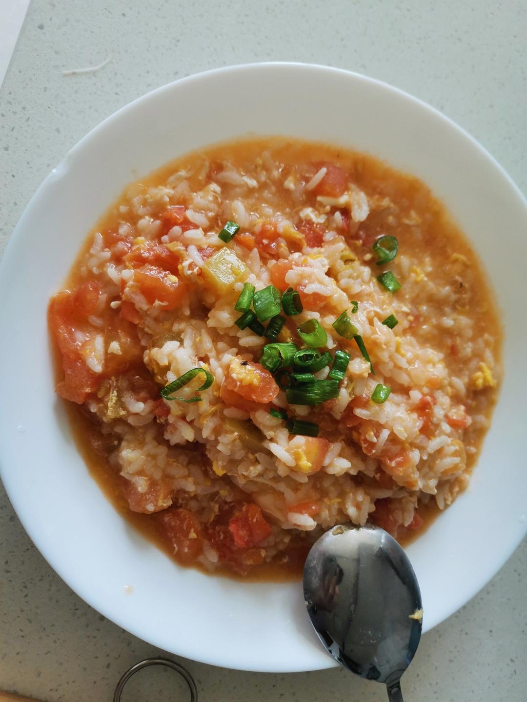 蕃茄浓汤烩饭