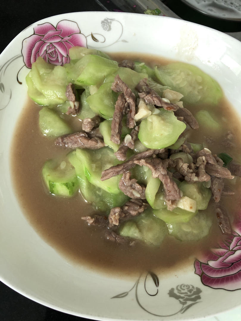 家常丝瓜炒肉