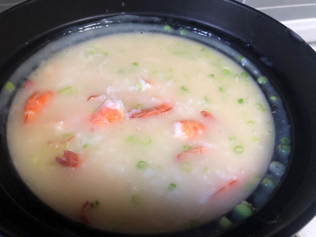 鲜虾砂锅粥