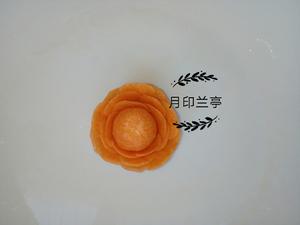 简单美丽的盘饰（2）——萝卜雕刻花的做法 步骤23