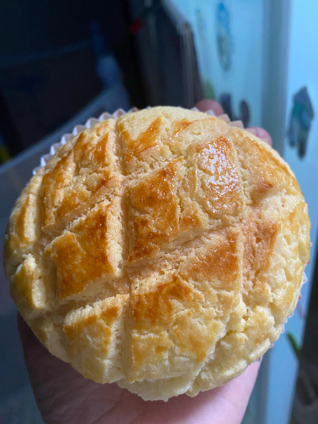 好吃到炸裂的港式菠萝包（附带制作酥皮的小视频）